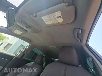 2019 Toyota Camry LE - miniatura 11