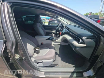 2019 Toyota Camry LE - miniatura 18