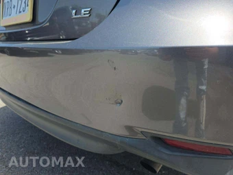 2019 Toyota Camry LE - miniatura 24