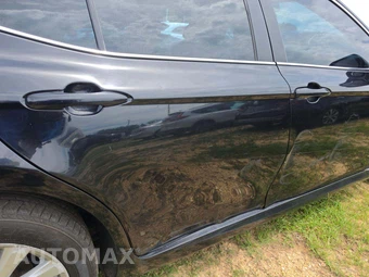 2019 Toyota Camry LE – miniatura 28