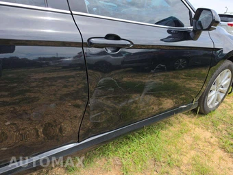2019 Toyota Camry LE – miniatura 29