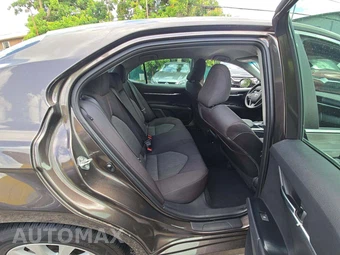2019 Toyota Camry LE - miniatura 13