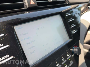 2019 Toyota Camry LE - miniatura 22