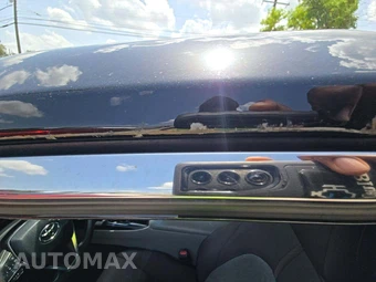 2019 Toyota Camry LE - miniatura 30