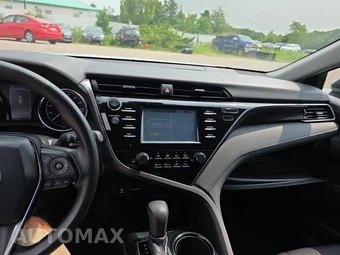 2019 Toyota Camry LE - miniatura 14