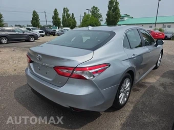 2019 Toyota Camry LE - miniatura 4