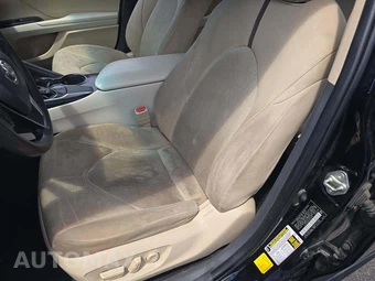 2019 Toyota Camry LE - miniatura 19