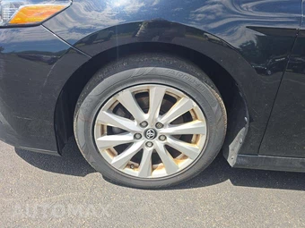 2019 Toyota Camry LE - miniatura 22
