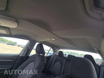 2019 Toyota Camry LE - miniatura 11