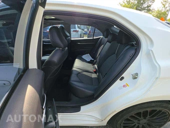 2019 Toyota Camry SE - miniatura 13