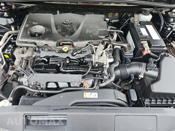2019 Toyota Camry SE - miniatura 15