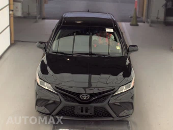 2019 Toyota Camry SE - miniatura 2