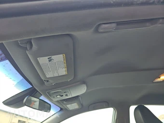 2019 Toyota Camry SE - miniatura 21