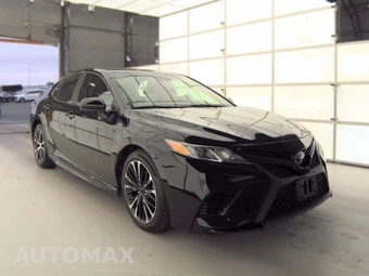 2019 Toyota Camry SE - miniatura 3