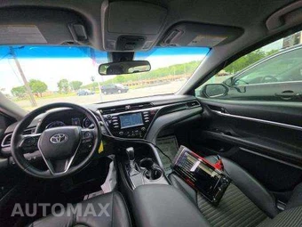 2019 Toyota Camry SE - miniatura 10