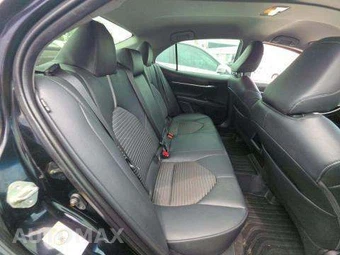 2019 Toyota Camry SE - miniatura 15