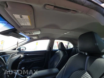 2019 Toyota Camry SE - miniatura 18
