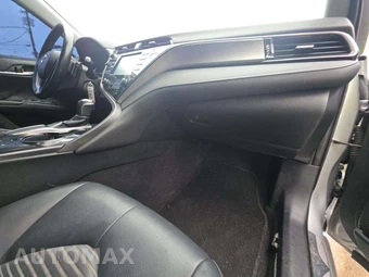 2019 Toyota Camry SE - miniatura 19