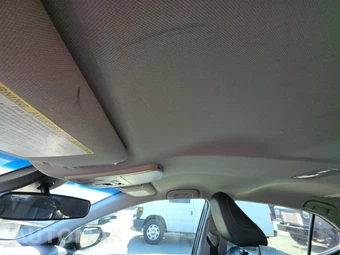 2019 Toyota Camry SE - miniatura 18