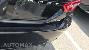 2019 Toyota Camry SE - miniatura 19