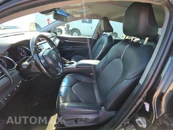 2019 Toyota Camry SE - miniatura 7