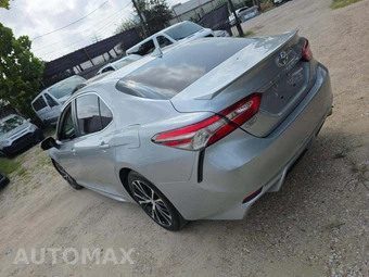 2019 Toyota Camry SE - miniatura 2