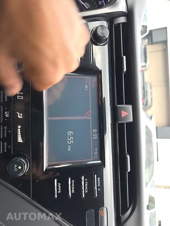 2019 Toyota Camry SE - miniatura 29