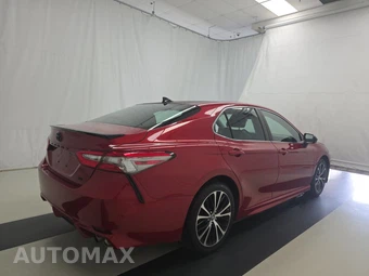 2019 Toyota Camry SE - miniatura 4