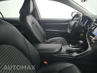 2019 Toyota Camry SE - miniatura 8