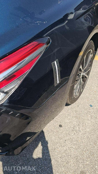 2019 Toyota Camry SE - miniatura 22