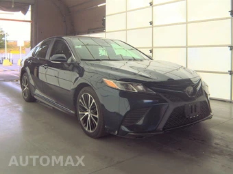 2019 Toyota Camry SE - miniatura 3