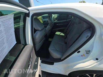 2019 Toyota Camry SE - miniatura 10
