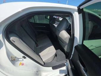 2019 Toyota Camry SE - miniatura 13