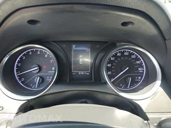 2019 Toyota Camry SE - miniatura 12