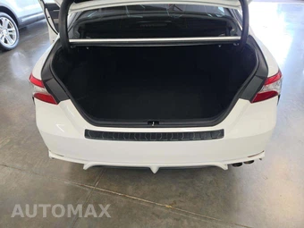 2019 Toyota Camry SE - miniatura 14