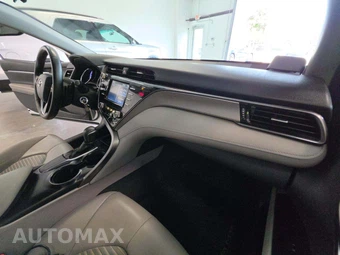 2019 Toyota Camry SE - miniatura 19