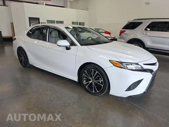 2019 Toyota Camry SE - miniatura 4