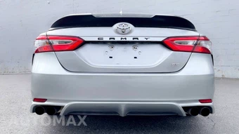 2019 Toyota Camry SE - miniatura 16