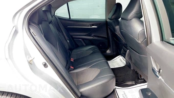 2019 Toyota Camry SE - miniatura 30