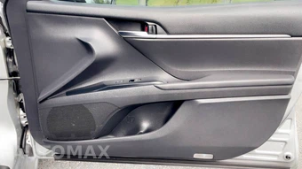 2019 Toyota Camry SE - miniatura 32