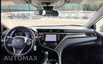 2019 Toyota Camry SE - miniatura 7