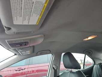 2019 Toyota Camry SE - miniatura 18