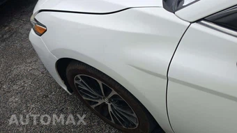2019 Toyota Camry SE - miniatura 25