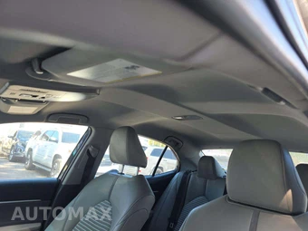 2019 Toyota Camry SE - miniatura 11