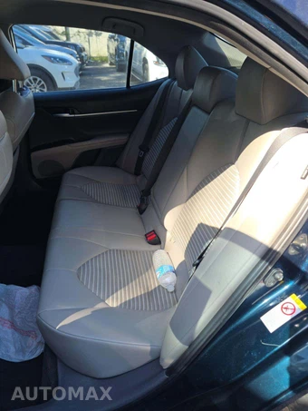 2019 Toyota Camry SE - miniatura 13