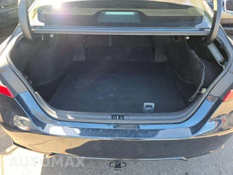 2019 Toyota Camry SE - miniatura 14
