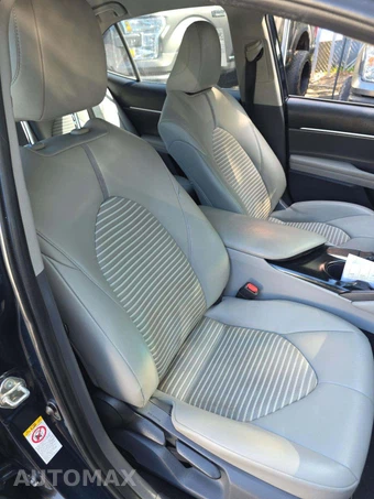 2019 Toyota Camry SE - miniatura 18