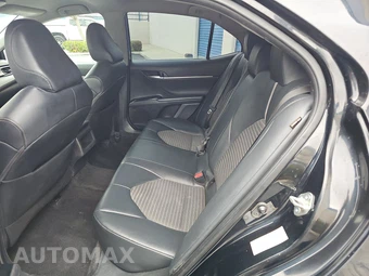 2019 Toyota Camry SE - miniatura 13