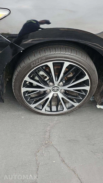 2019 Toyota Camry SE - miniatura 23