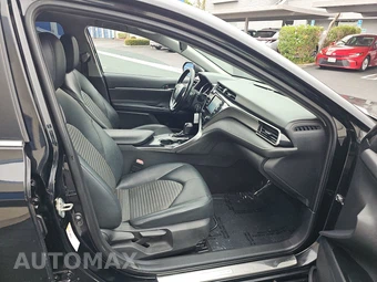2019 Toyota Camry SE - miniatura 8